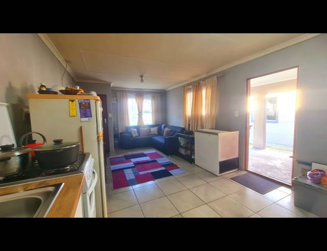 2 BEDROOM HOUSE FOR SALE IN HIGHBURY